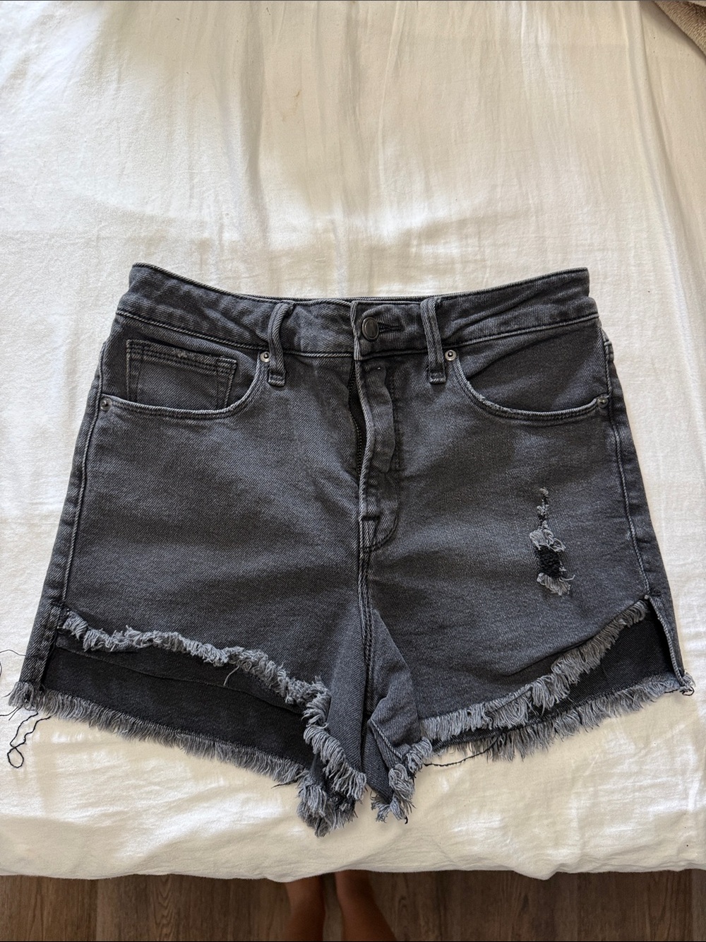 Good American Washed Black High-Rise Frayed Denim Shorts